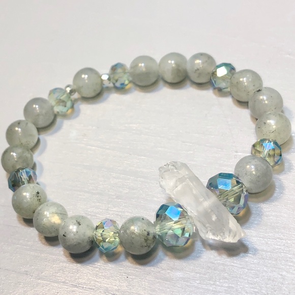 Kelseylee Artistry Jewelry - Labradorite, Mermaid Swarovski, & Quartz Bracelet